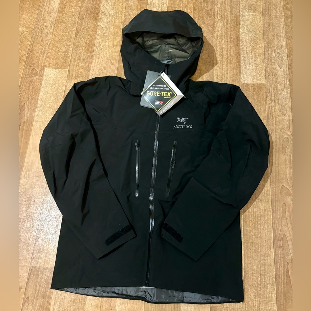 Brand New ArcTeryx Jacket GoreTex